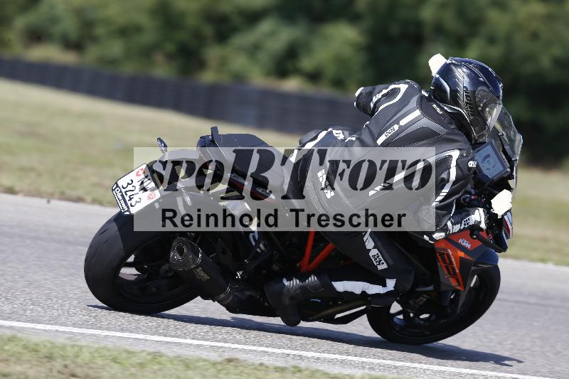 Archiv-2025/49 26.08.2025 Cornu Master School ADR/gruen-vert/26